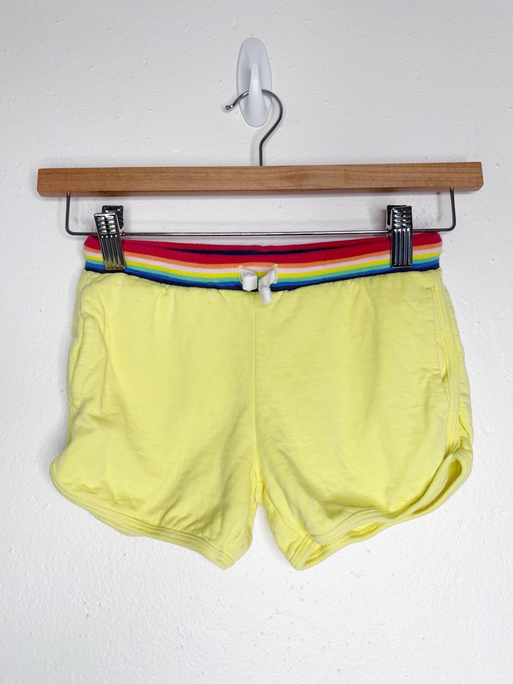 Primary Yellow Rainbow Waistband Retro Style Shorts Size 6-7 EUC